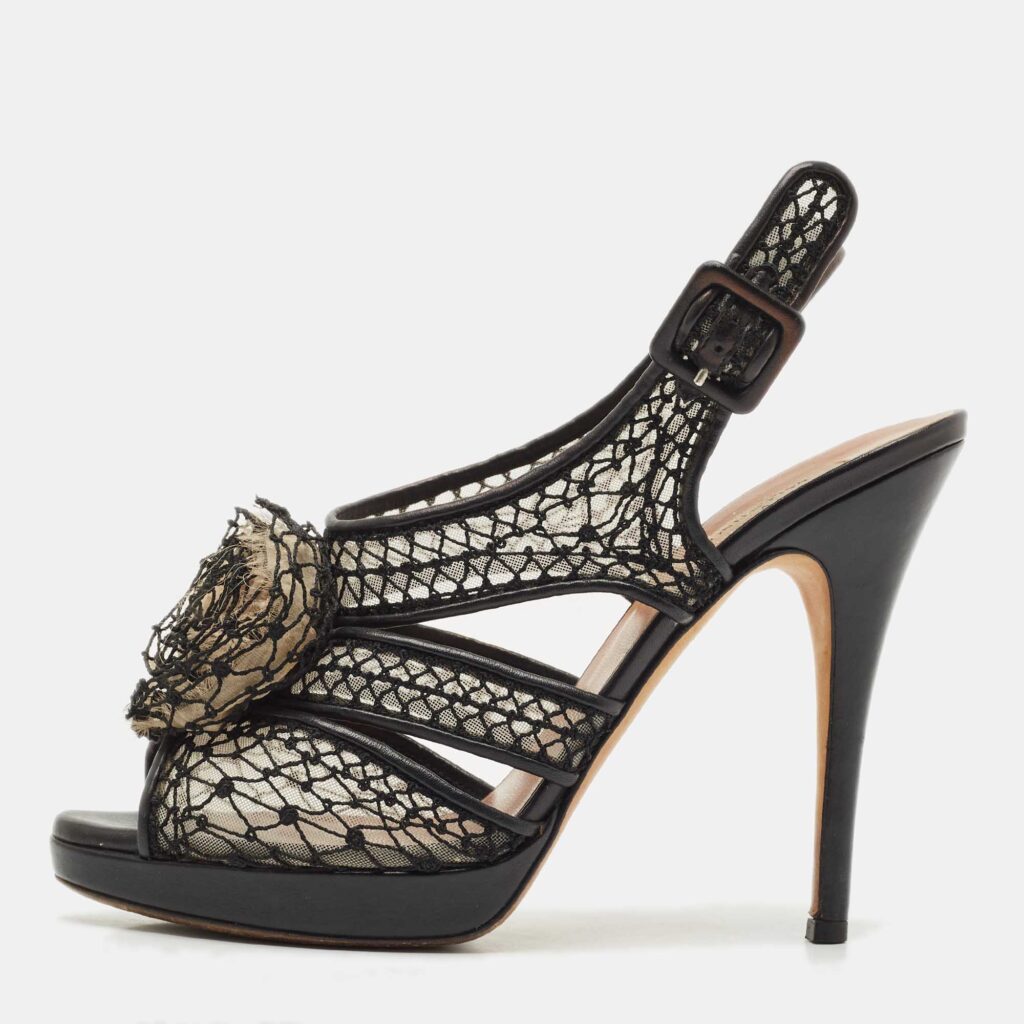 Valentino Black Leather and Lace Flower Embellished Platform Slingback Sandals Size 40 Valentino Black Leather and Lace Flower Embellished Platform Slingback Sandals Size 40