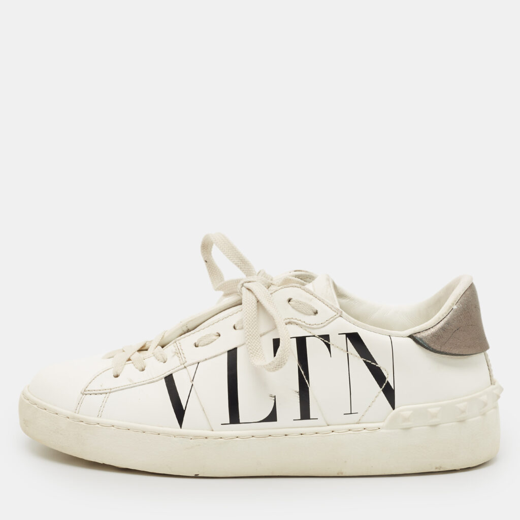 Valentino White Leather VLTN Low Top Sneakers Size 37.5 Valentino White Leather VLTN Low Top Sneakers Size 37.5