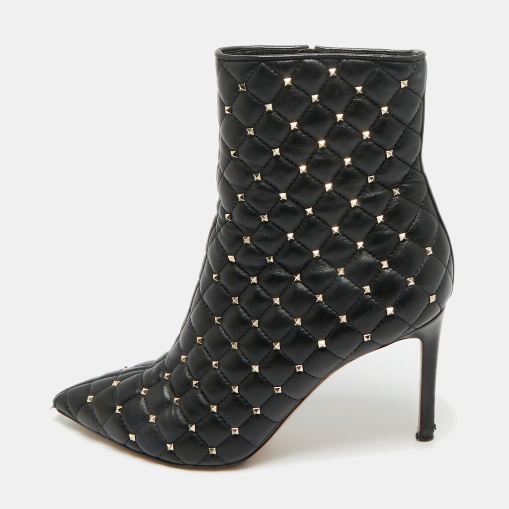 luxury-women-valentino-used-shoes-p1210909-001-1.jpg Valentino Black Leather Rockstud Ankle Length Boots Size 38