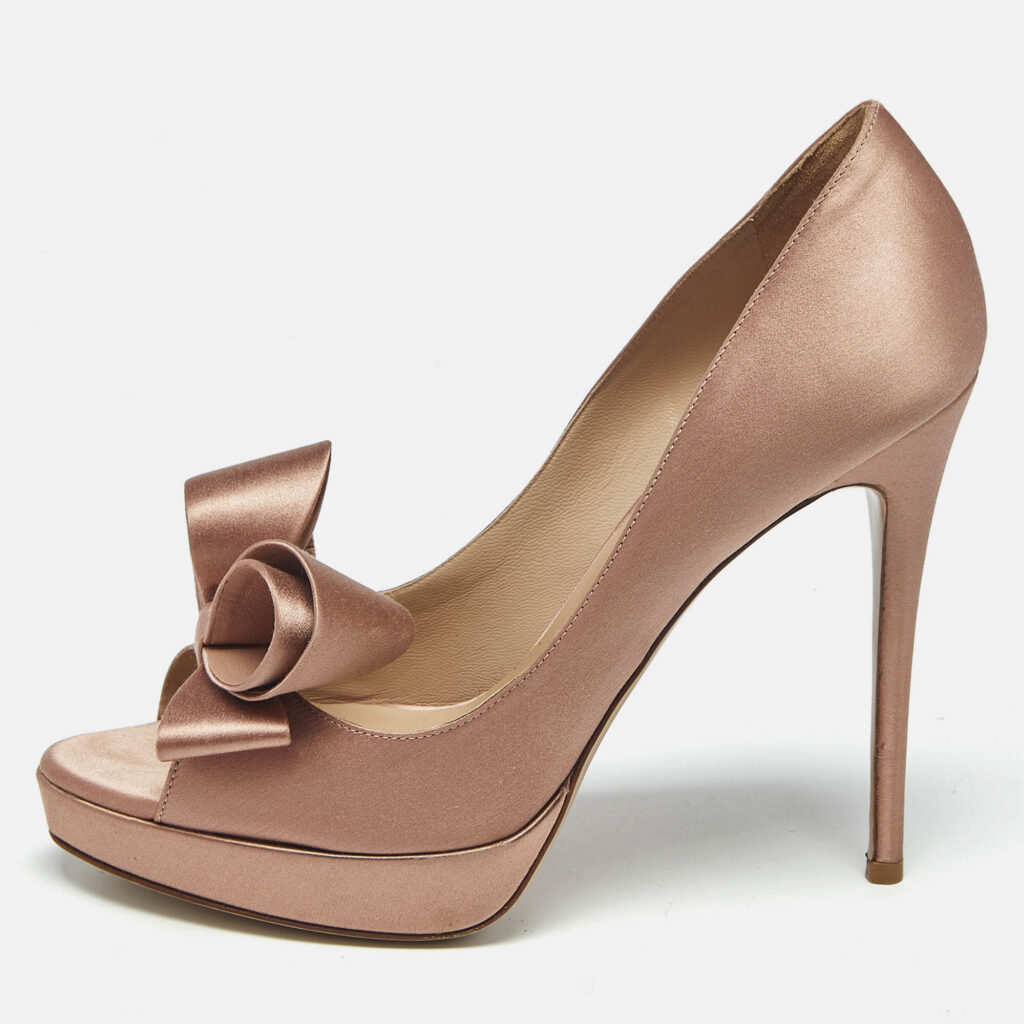 Valentino Dusty Pink Satin Bow Peep Toe Platform Pumps Size 39 Valentino Dusty Pink Satin Bow Peep Toe Platform Pumps Size 39