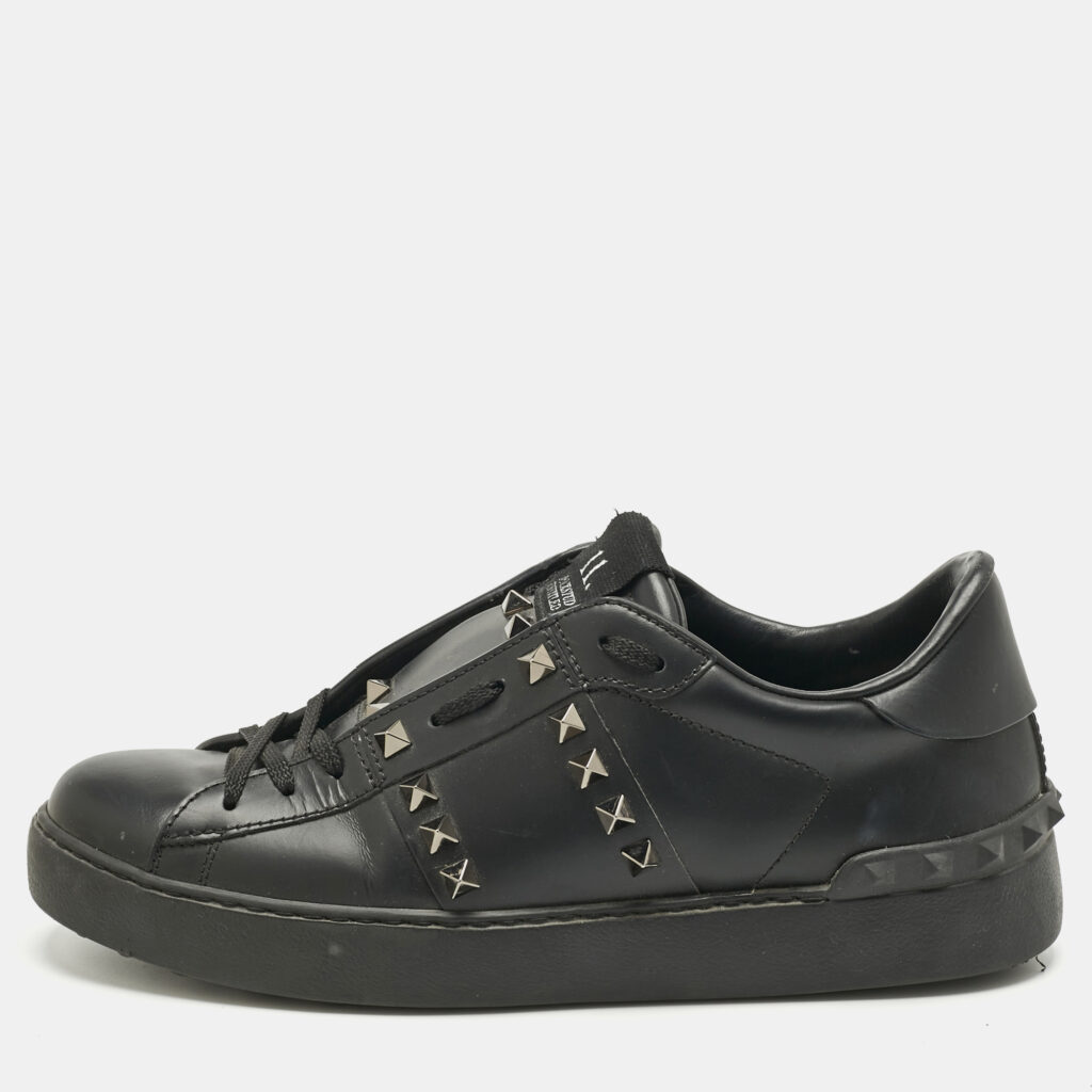 Valentino Black Leather Rockstud Untitled Low Top Sneakers Size 39 Valentino Black Leather Rockstud Untitled Low Top Sneakers Size 39