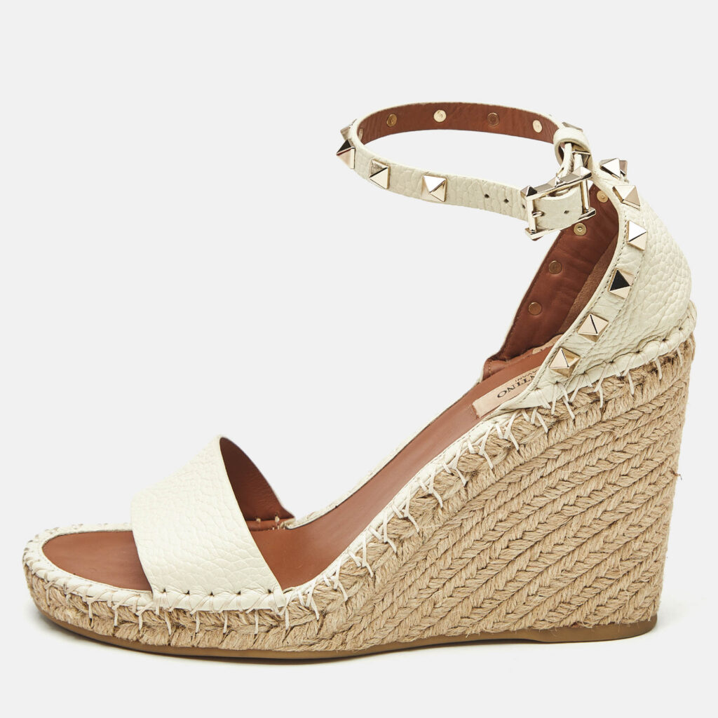 Valentino White/Cream Leather Rockstud Wedge Sandals Size 38 Valentino White/Cream Leather Rockstud Wedge Sandals Size 38