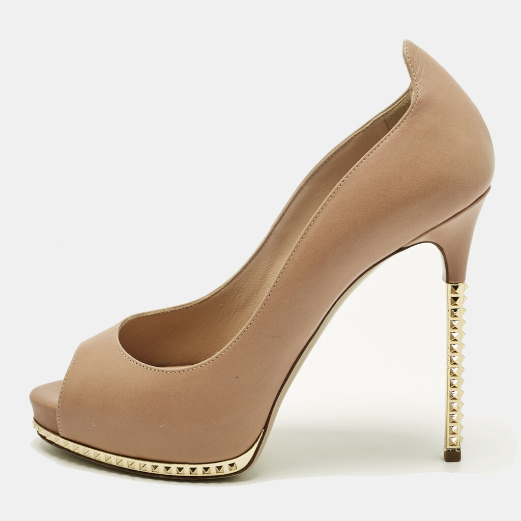 Valentino Beige Leather Rockstud Peep Toe Pumps Size 36 Valentino Beige Leather Rockstud Peep Toe Pumps Size 36