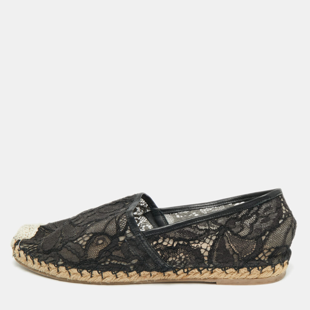 Valentino Black Lace and Leather Espadrille Flats Size 38 Valentino Black Lace and Leather Espadrille Flats Size 38