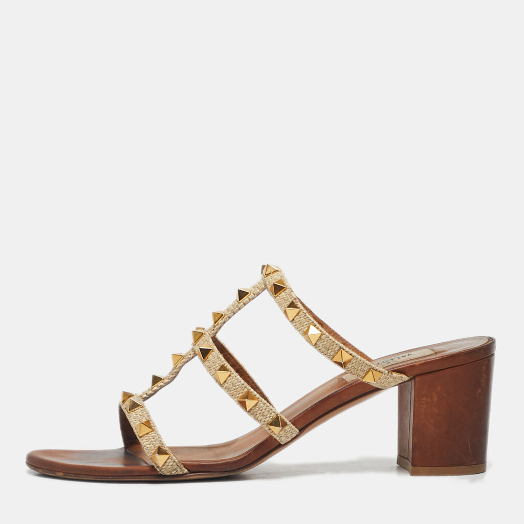 Valentino Beige/Brown Leather and Straw Rockstud Slide Sandals Size 39 Valentino Beige/Brown Leather and Straw Rockstud Slide Sandals Size 39