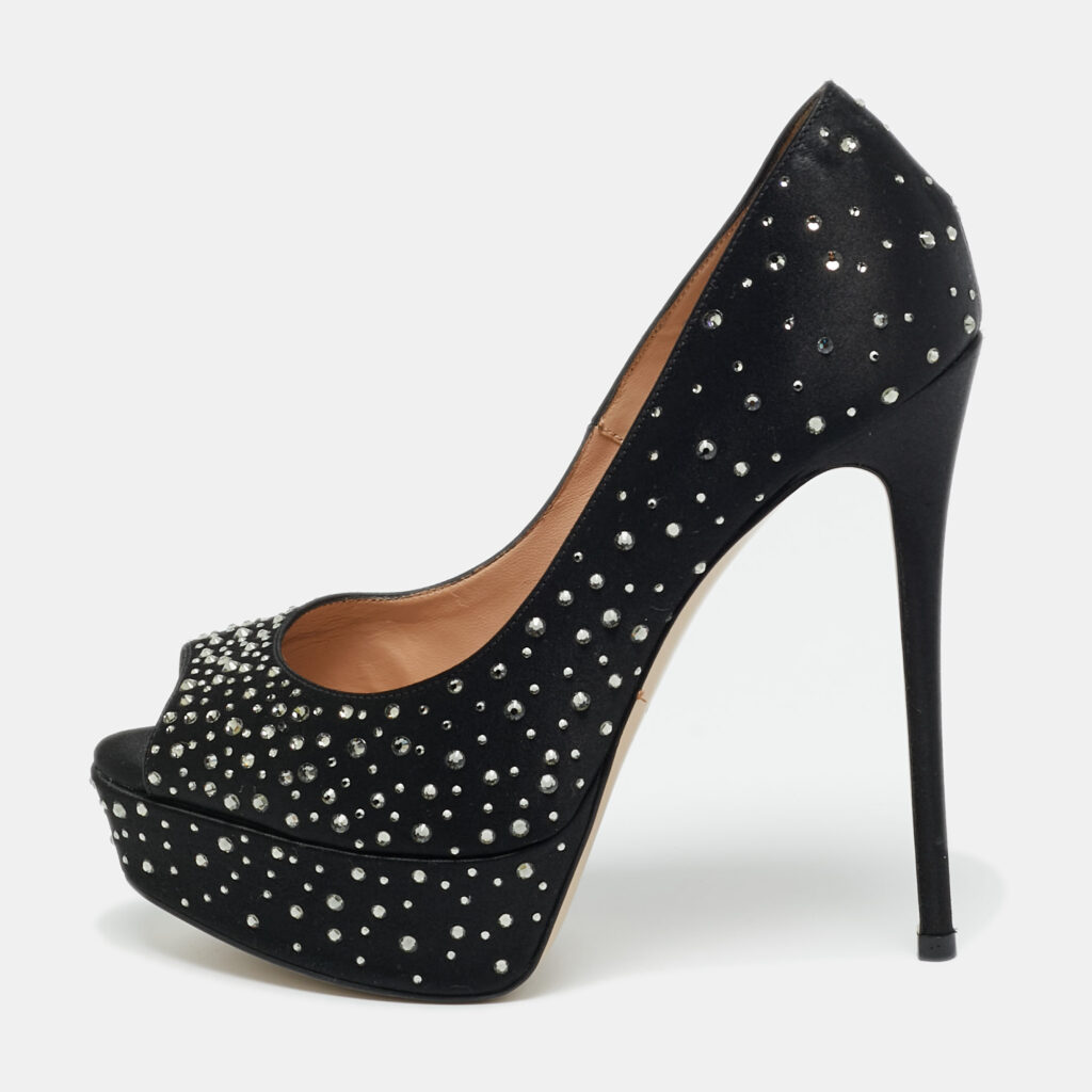 luxury-women-valentino-used-shoes-p1244524-001.jpg Valentino Black Satin Crystal Embellished Platform Peep Toe Pumps Size 36