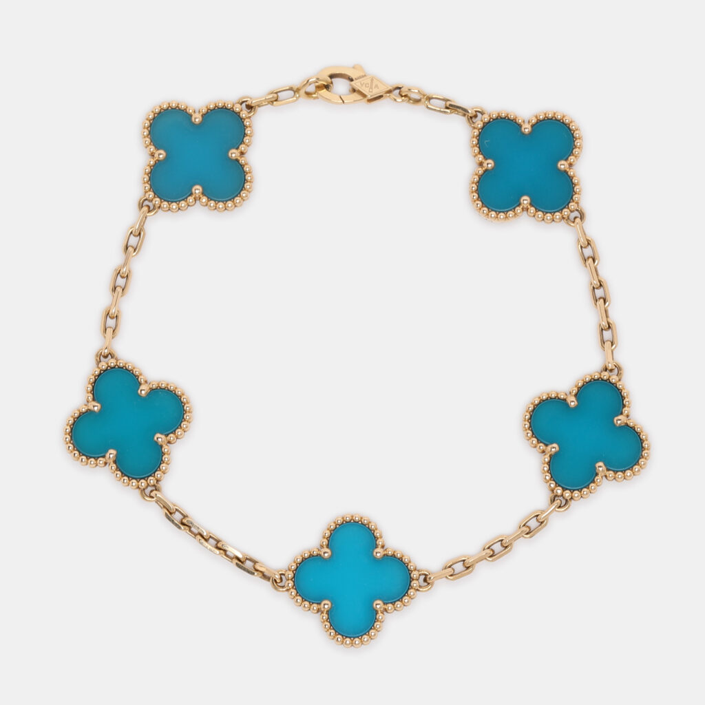 Van Cleef & Arpels Vintage Alhambra Agate 18k Yellow Gold 5 Motif Station Bracelet Van Cleef & Arpels Vintage Alhambra Agate 18k Yellow Gold 5 Motif Station Bracelet