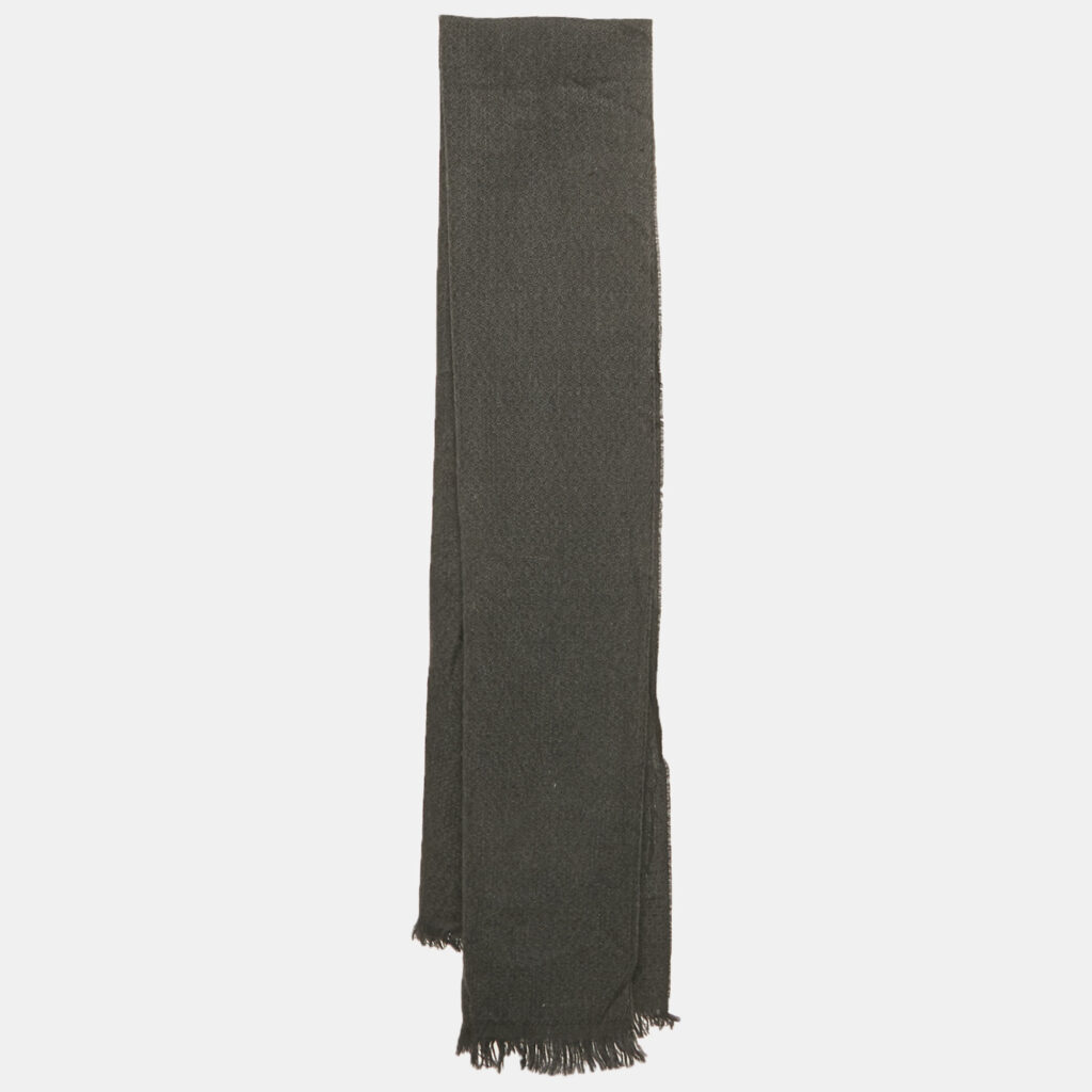 Versace Grey Jacquard Wool Stole Versace Grey Jacquard Wool Stole