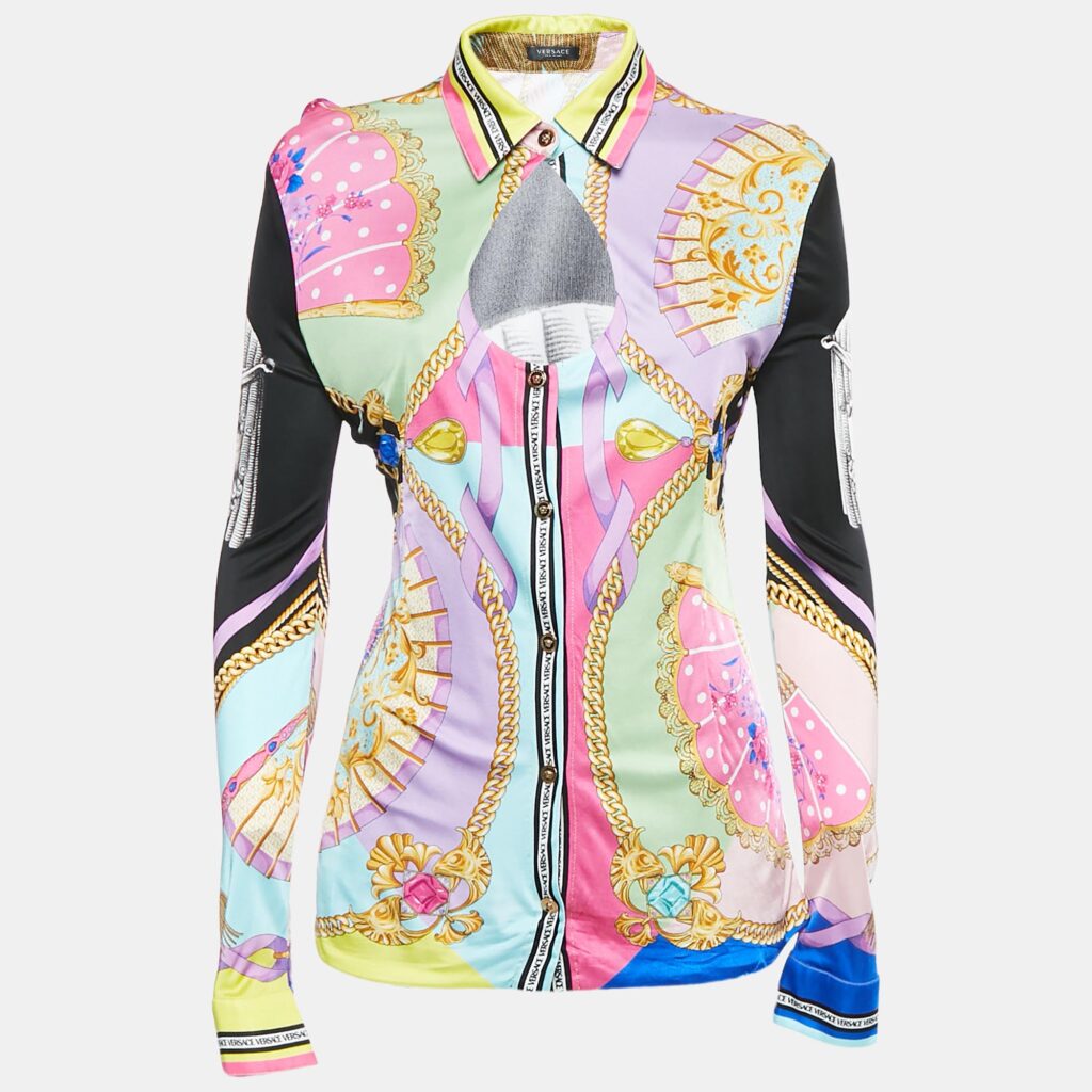 luxury-women-versace-used-clothes-p1094148-004-1.jpg Versace Multicolor Graphic Print Jersey Button Front Top