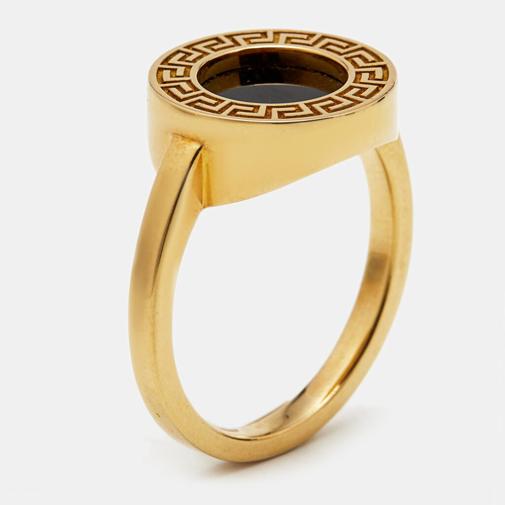 Versace Greca Onyx 18k Yellow Gold Ring Size 54 Versace Greca Onyx 18k Yellow Gold Ring Size 54