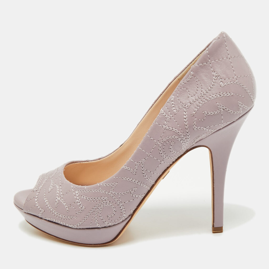Versace Purple Embroidered Leather Peep Toe Platform Pumps Size 38 Versace Purple Embroidered Leather Peep Toe Platform Pumps Size 38