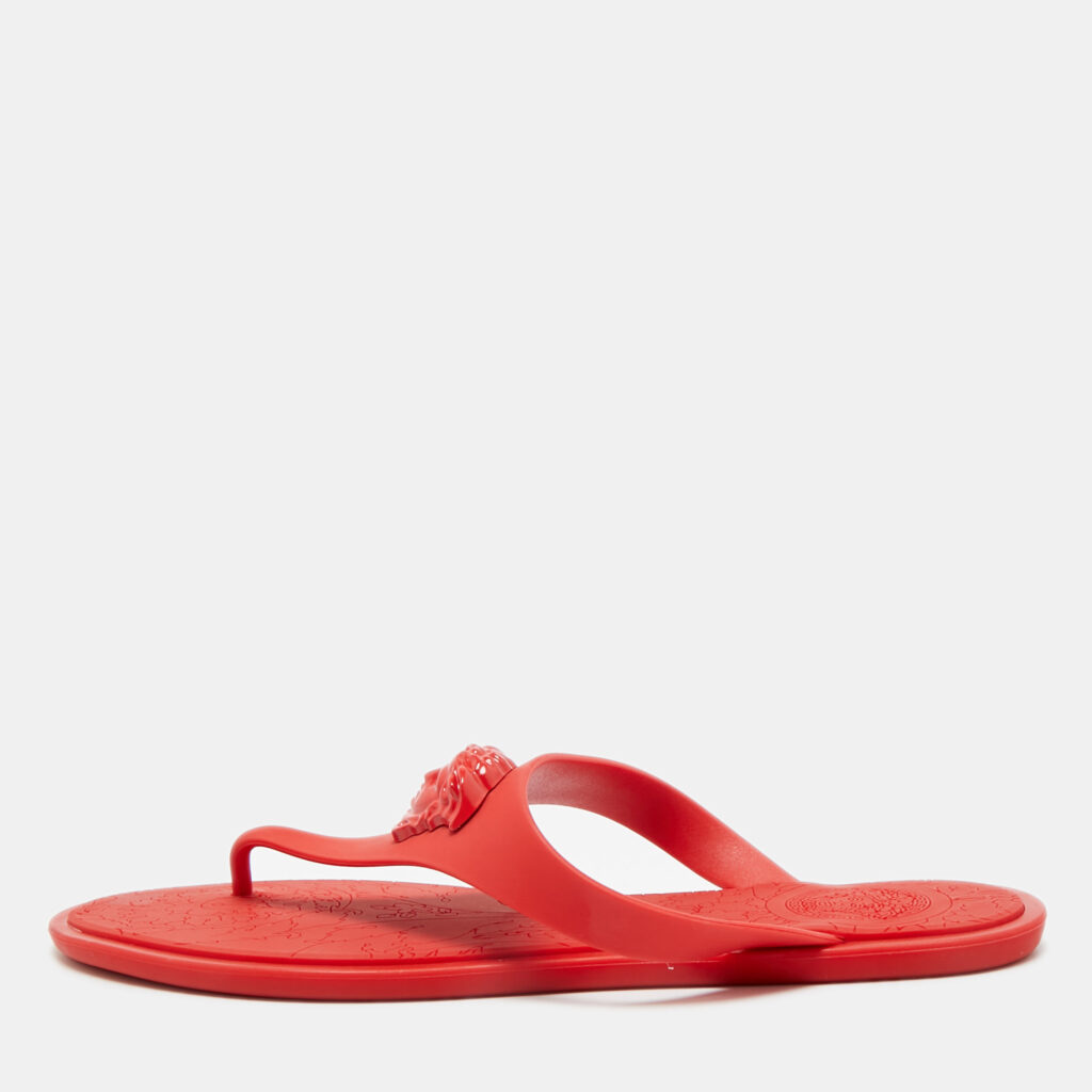 Versace Red Rubber Medusa Thong Flat Sandals Size 38.5 Versace Red Rubber Medusa Thong Flat Sandals Size 38.5