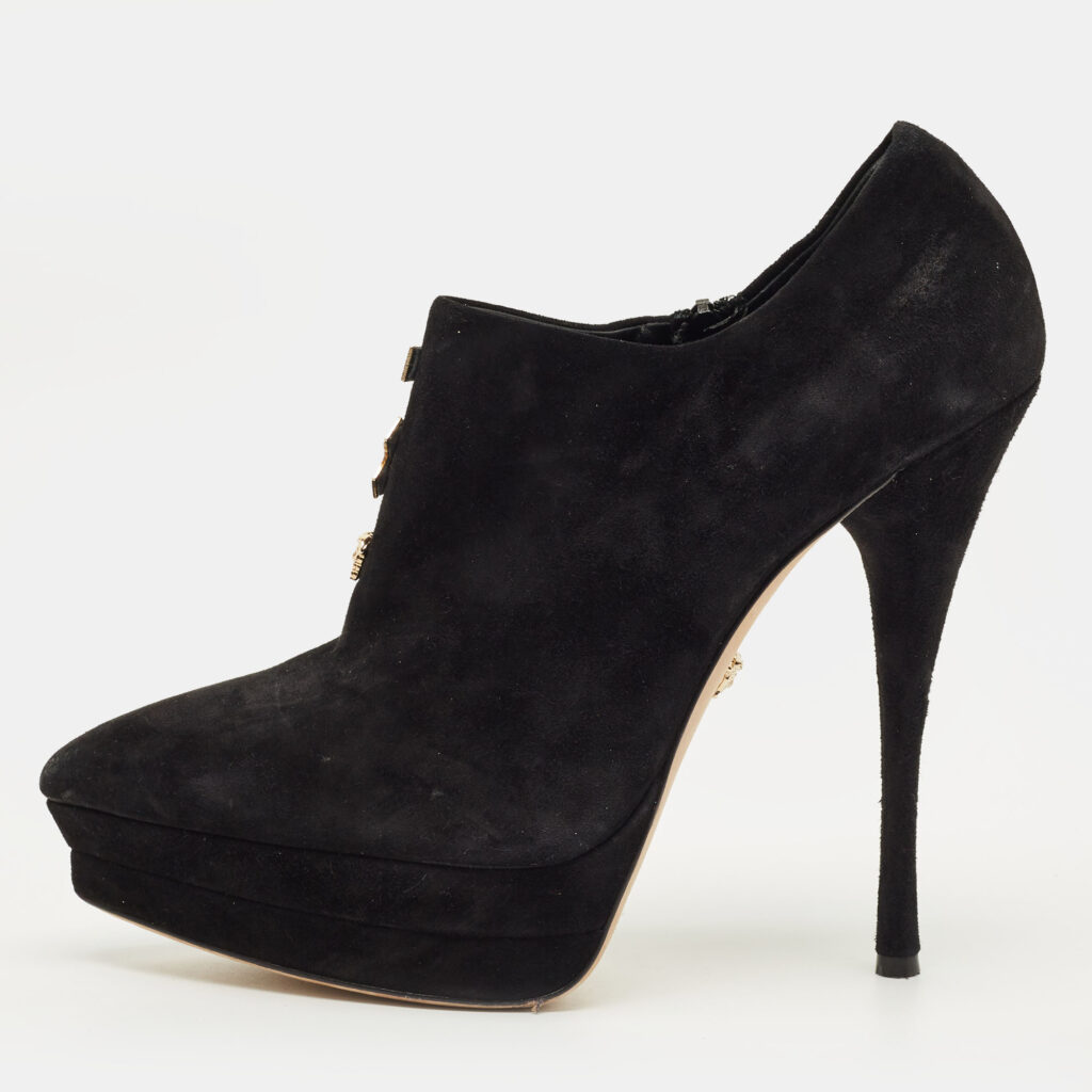 luxury-women-versace-used-shoes-p1249518-010.jpg Versace Medusa Size 41 Black Suede Pointed Toe Platform Booties
