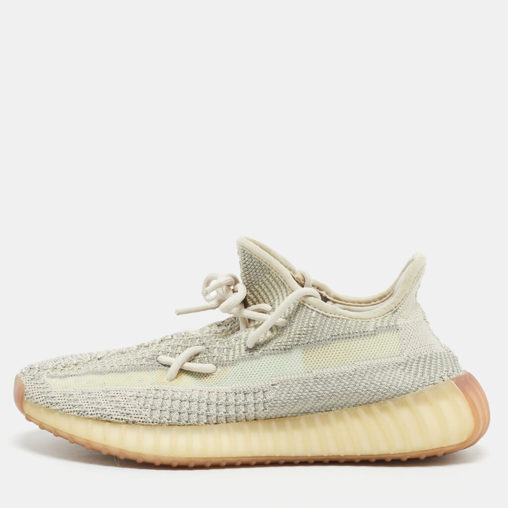 Yeezy x Adidas Pale Green Knit Fabric Boost 350 V2 Citrin (Non-Reflective) Sneakers Size 40 2/3 Yeezy x Adidas Pale Green Knit Fabric Boost 350 V2 Citrin (Non-Reflective) Sneakers Size 40 2/3