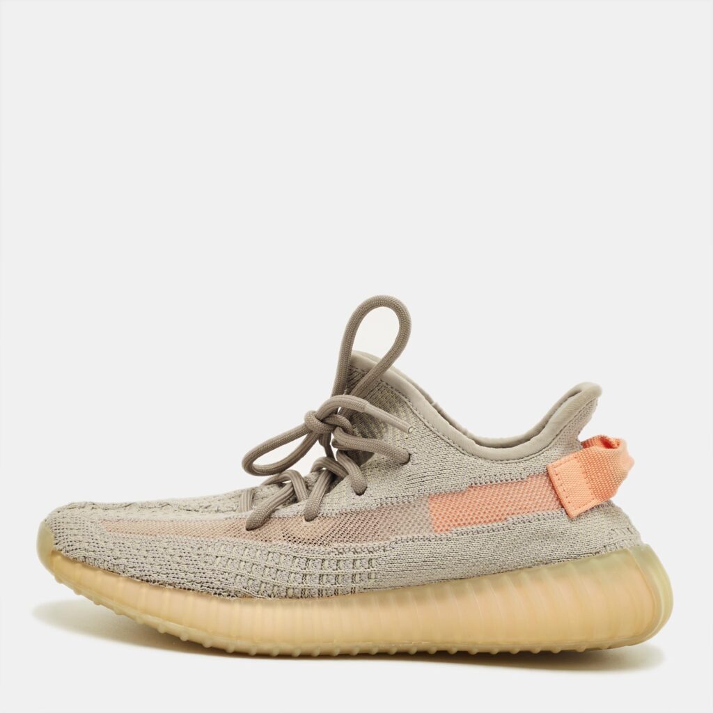 Yeezy x Adidas Grey Knit Fabric Boost 350 V2 True Form Sneakers Size 38 2/3 Yeezy x Adidas Grey Knit Fabric Boost 350 V2 True Form Sneakers Size 38 2/3