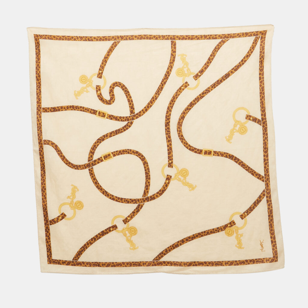 luxury-women-yves-saint-laurent-used-accessories-p1243121-001-1.jpg Yves Saint Laurent Vintage Beige Printed Cotton Handkerchief