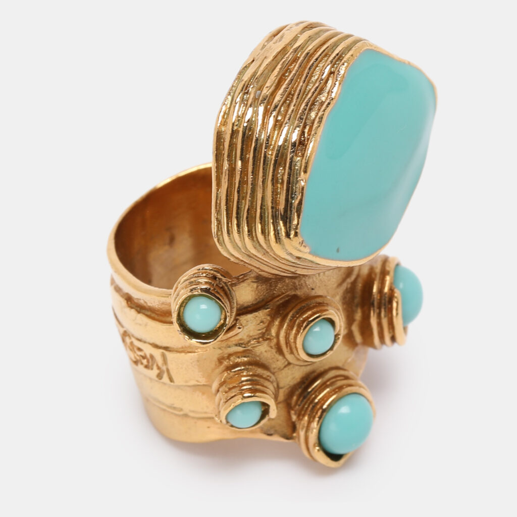 Yves Saint Laurent Arty Dots Green Cabochon Gold Tone Ring Size 49 Yves Saint Laurent Arty Dots Green Cabochon Gold Tone Ring Size 49