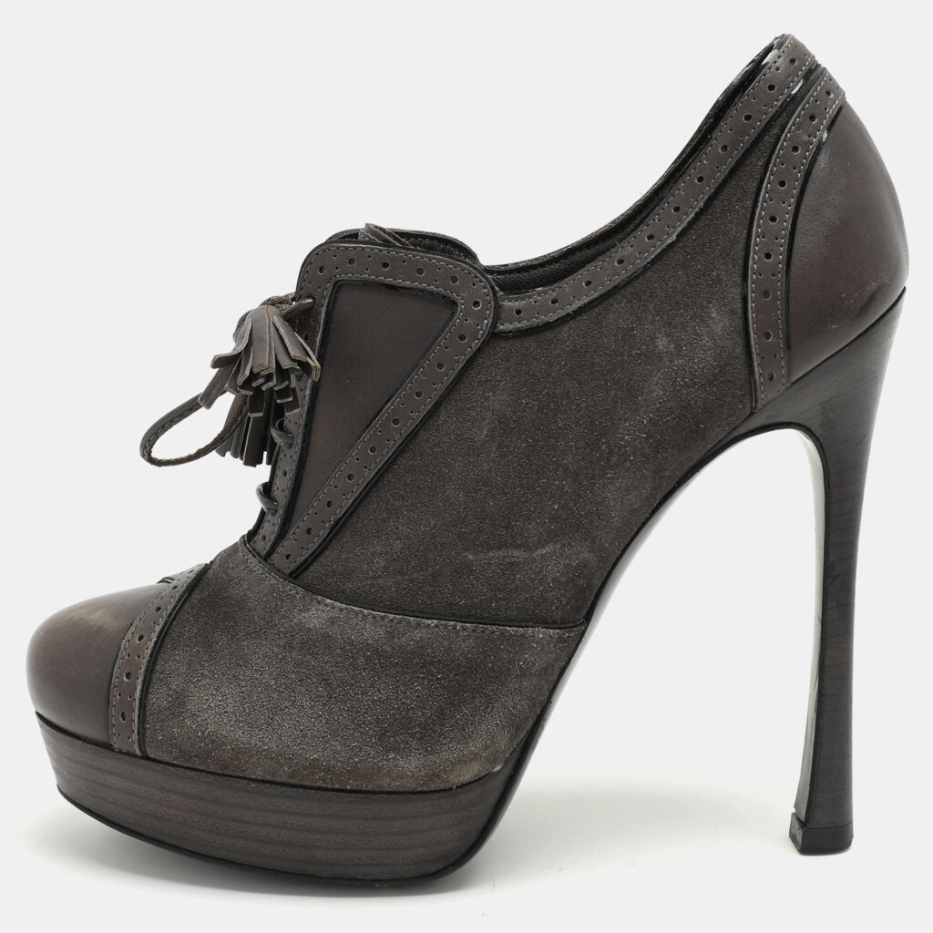 Yves Saint Laurent Grey Brogue Leather and Suede Janis Booties Size 37.5 Yves Saint Laurent Grey Brogue Leather and Suede Janis Booties Size 37.5