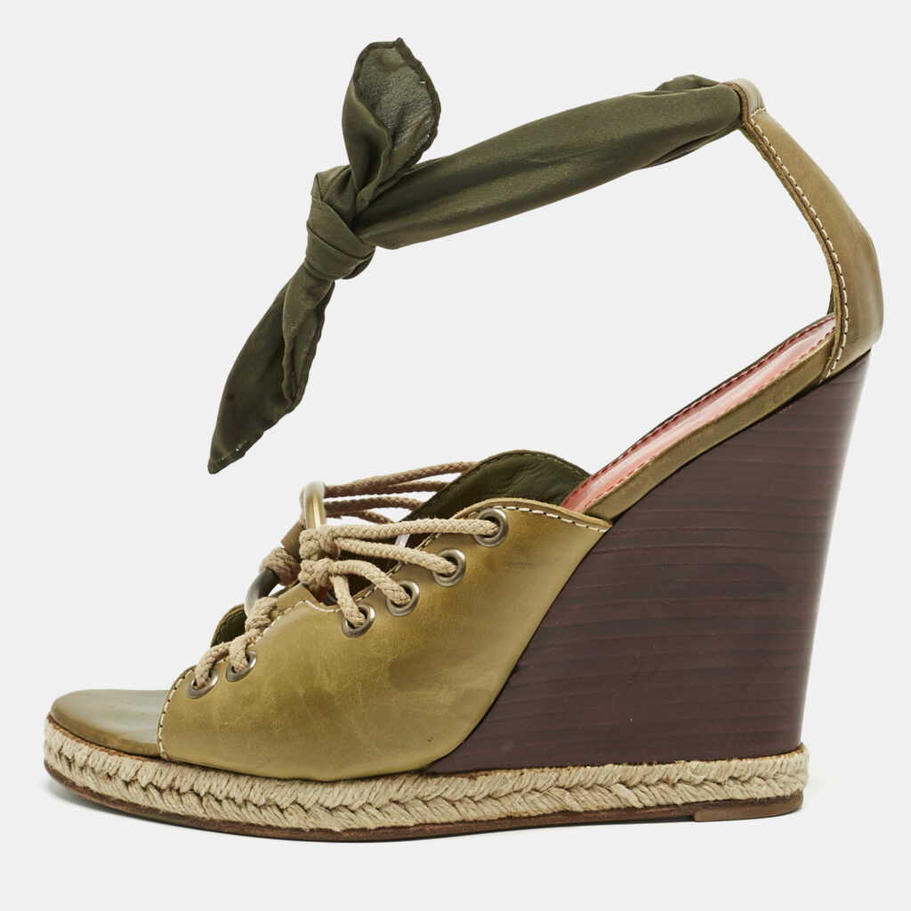 Yves Saint Laurent Green Leather Wedge Sandals Size 39 Yves Saint Laurent Green Leather Wedge Sandals Size 39